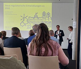 Monika Hofmann (Regierungspräsidium Karlsruhe) und Andreas Dahlem.